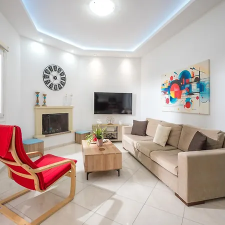 Sunny Luxury Apartment's *
